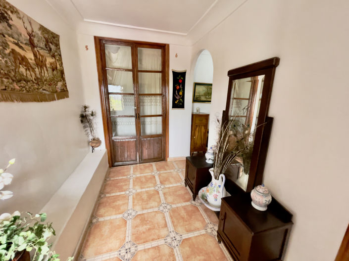 Image No.9-8 Bed Finca for sale