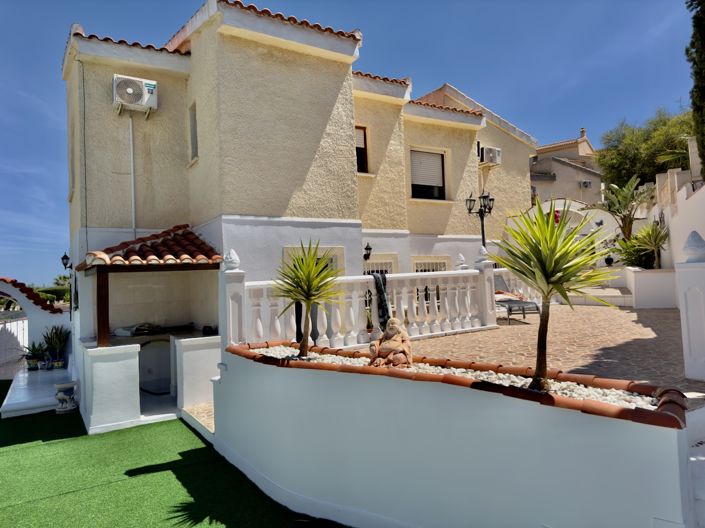 Image No.24-5 Bed Villa for sale