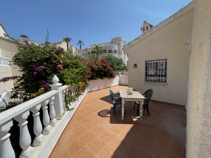 Image No.37-5 Bed Villa for sale