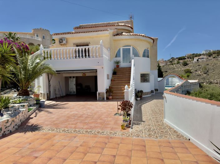 Image No.38-5 Bed Villa for sale