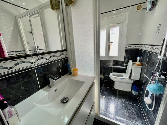 Image No.17-Villa de 6 chambres à vendre à Guardamar del Segura