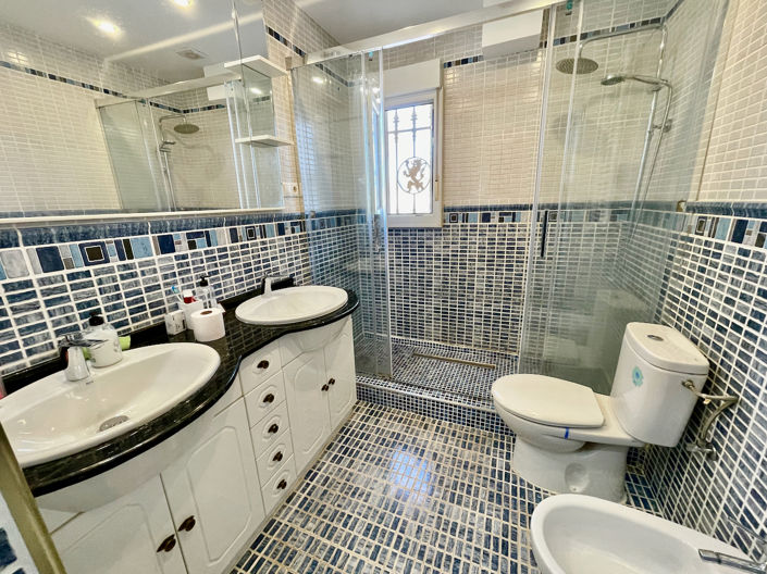 Image No.25-Villa de 6 chambres à vendre à Guardamar del Segura