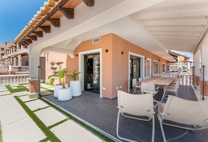 Image No.38-6 Bed Townhouse for sale