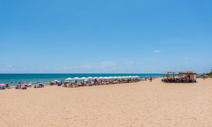 Image No.42-6 Bed Townhouse for sale