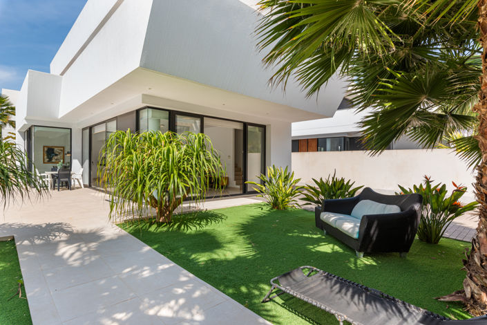 Image No.32-4 Bed Villa for sale