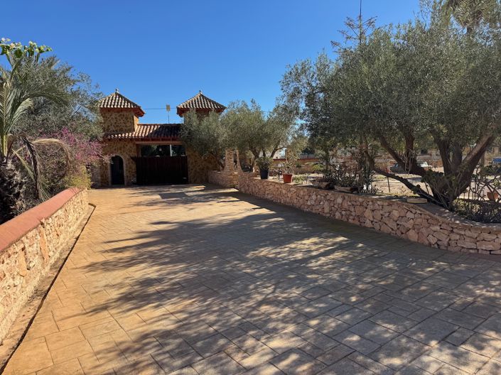 Image No.34-4 Bed Finca for sale