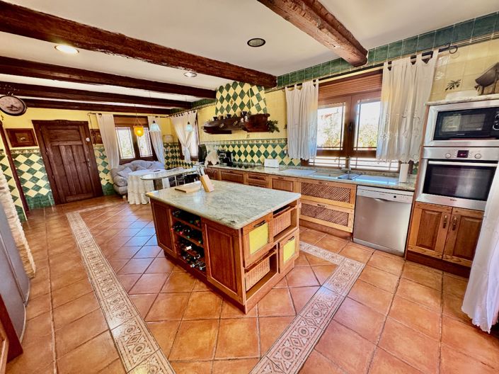 Image No.5-4 Bed Finca for sale