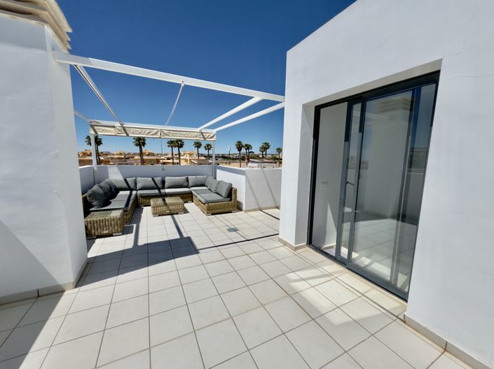 Image No.24-3 Bed Villa for sale