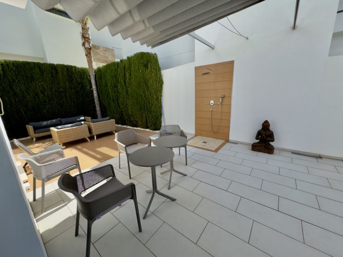 Image No.34-3 Bed Villa for sale