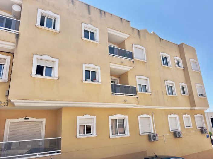 Image No.1-2 Bed Apartment for sale