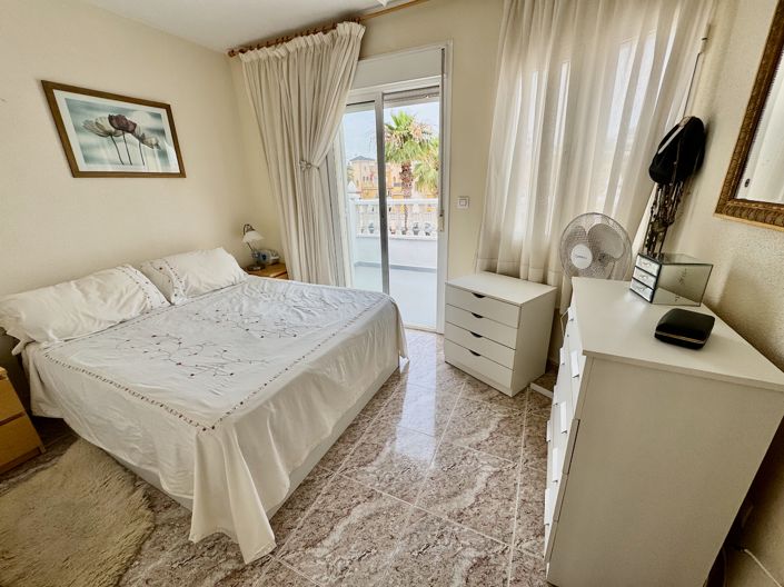 Image No.11-3 Bed Villa for sale