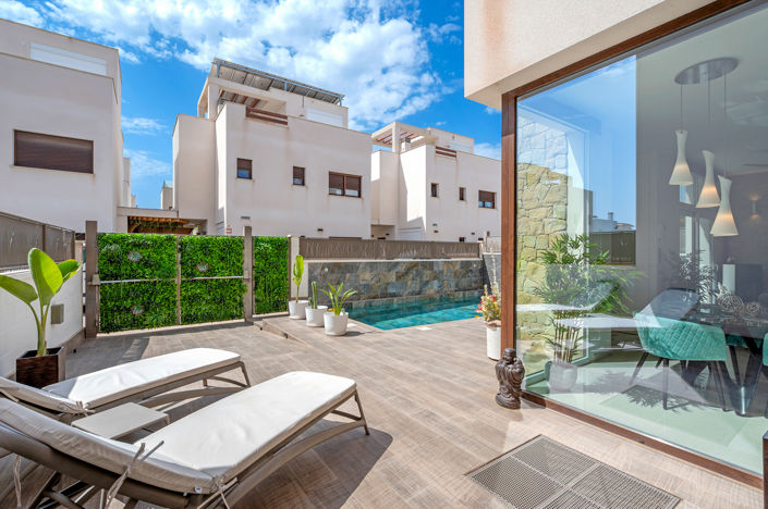 Image No.32-3 Bed Villa for sale