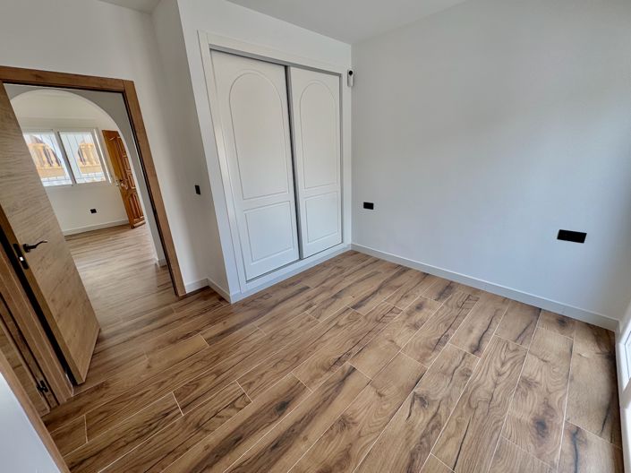 Image No.7-Villa de 2 chambres à vendre à Espagne