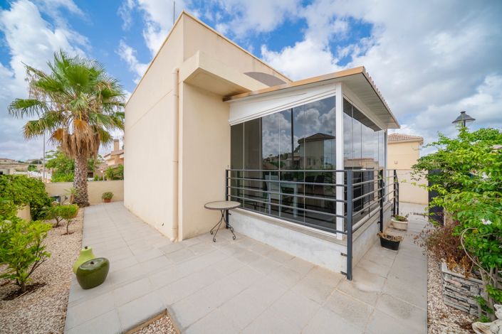 Image No.29-2 Bed Villa for sale