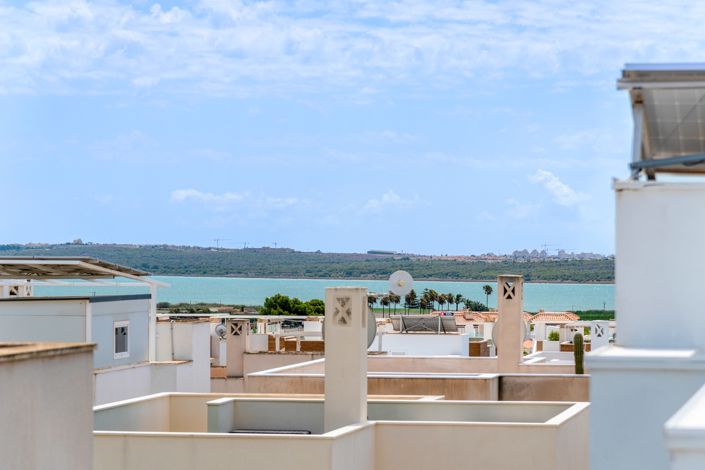 Image No.33-3 Bed Villa for sale