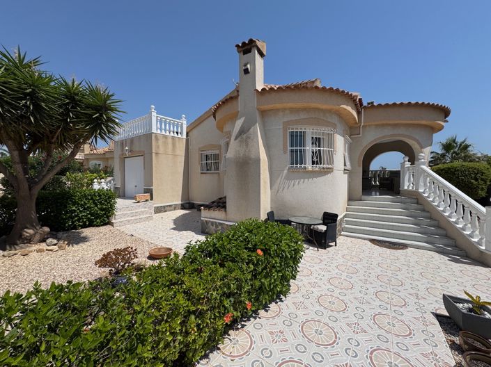 Image No.1-2 Bed Villa for sale