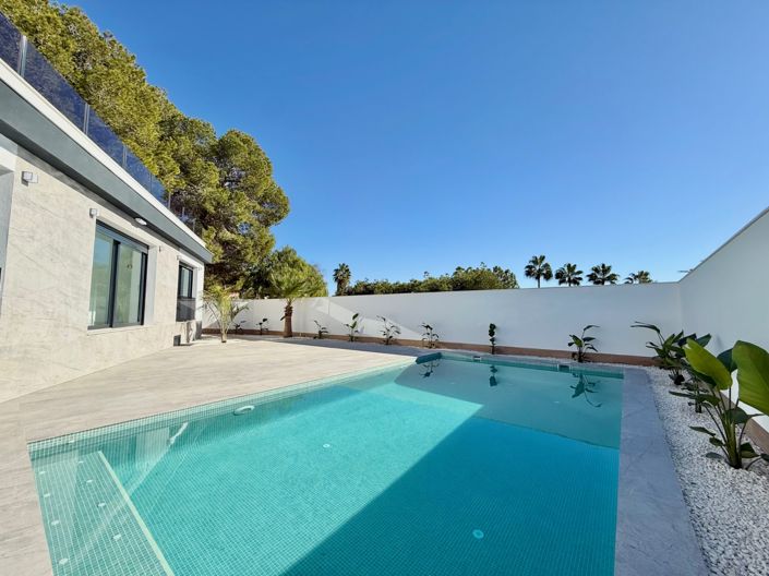 Image No.43-4 Bed Villa for sale