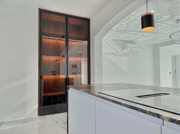 Image No.10-4 Bed Villa for sale