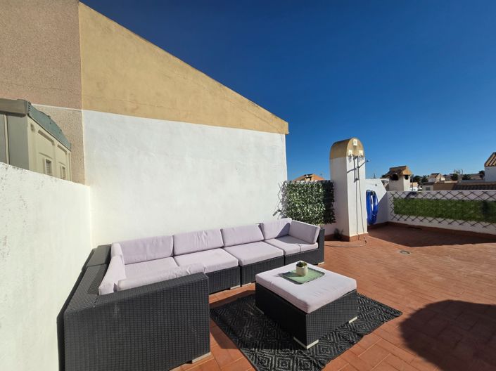 Image No.26-2 Bed Apartment for sale