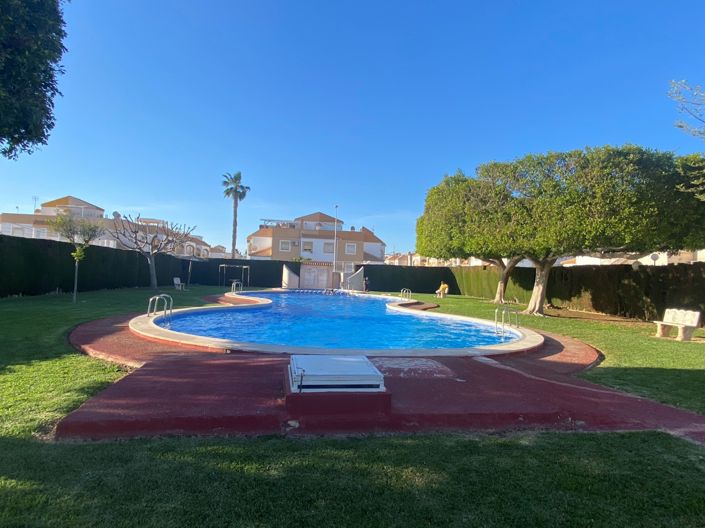 Image No.33-2 Bed Apartment for sale