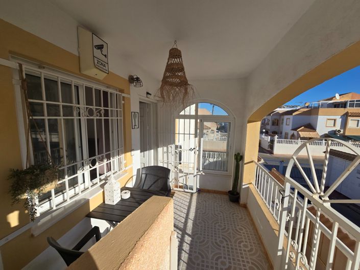 Image No.4-Appartement de 2 chambres à vendre à Torrevieja