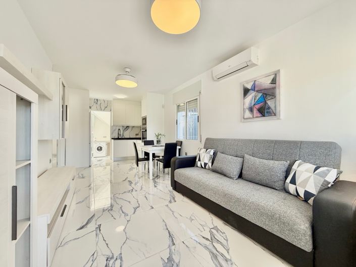 Image No.2-2 Bed Semi-Detached for sale