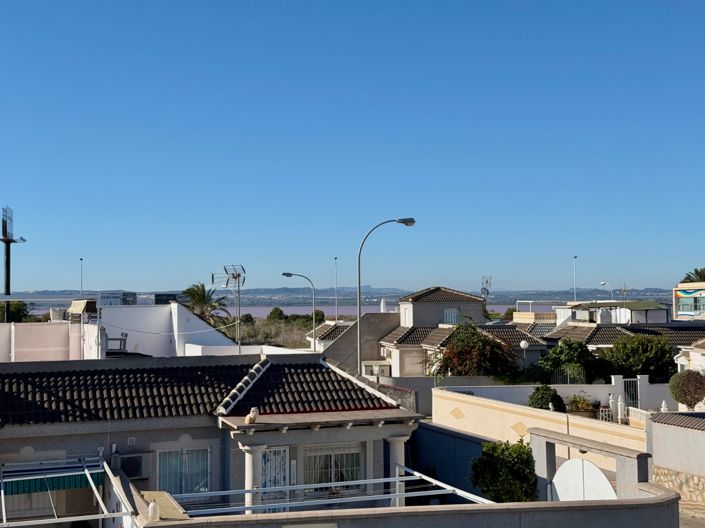 Image No.23-2 Bed Semi-Detached for sale