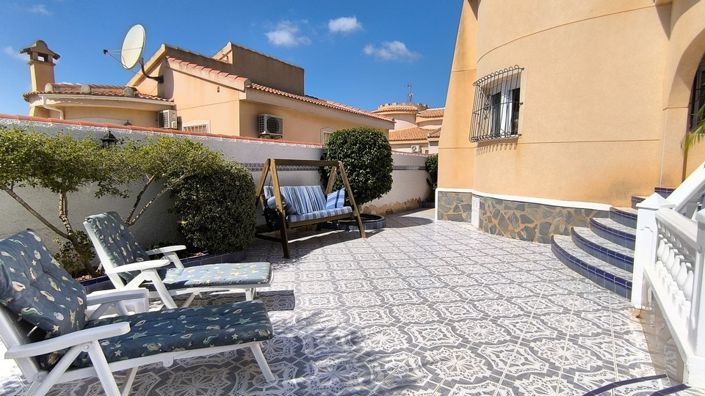 Image No.19-3 Bed Villa for sale