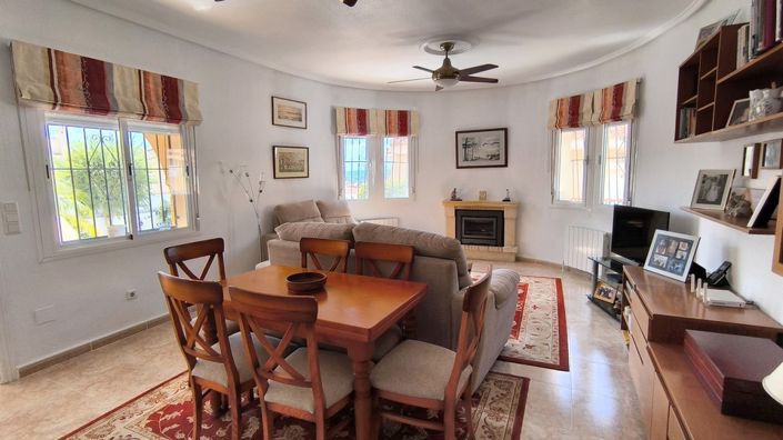 Image No.6-3 Bed Villa for sale