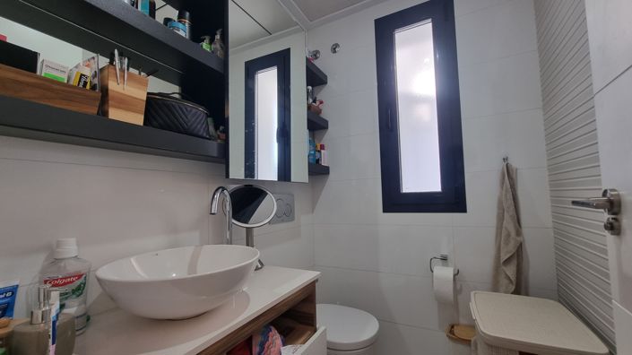 Image No.15-3 Bed Townhouse for sale