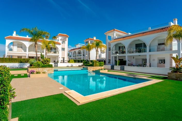 Image No.34-2 Bed Apartment for sale