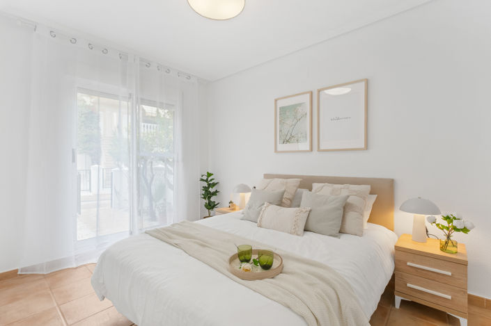 Image No.4-2 Bed Townhouse for sale