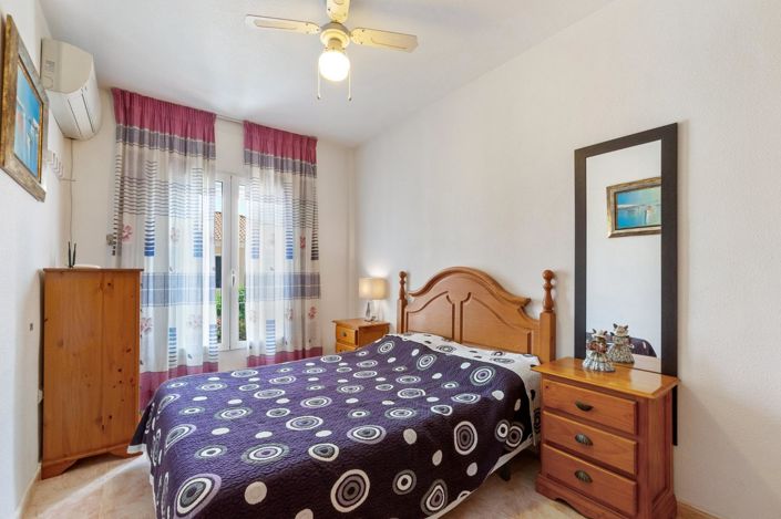 Image No.13-3 Bed Townhouse for sale