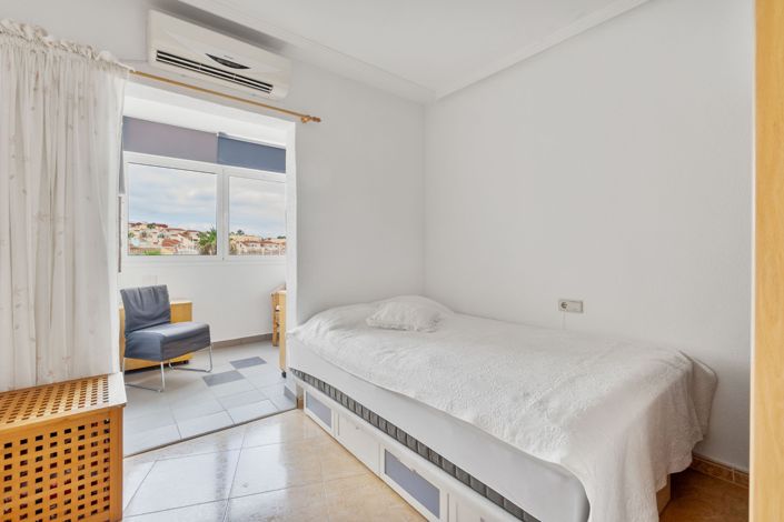 Image No.13-2 Bed Apartment for sale