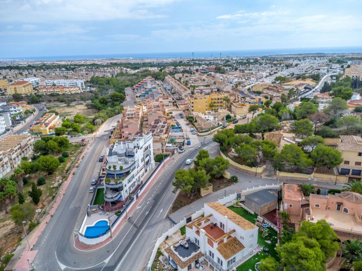 Image No.35-2 Bed Apartment for sale