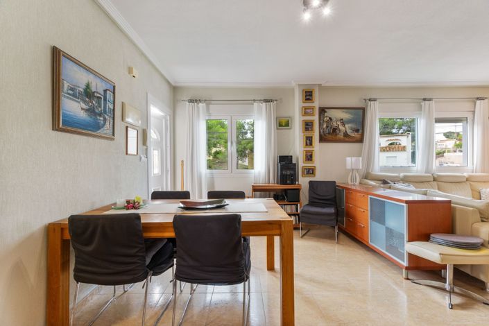 Image No.5-2 Bed Apartment for sale