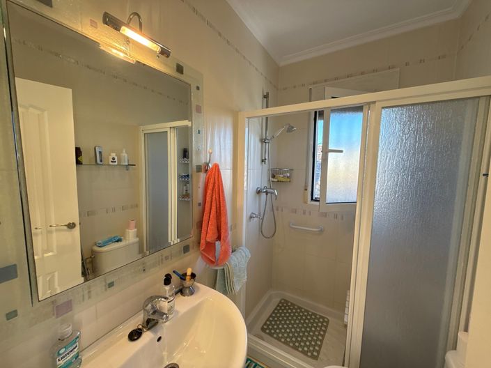 Image No.19-3 Bed Villa for sale