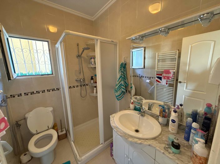 Image No.8-3 Bed Villa for sale