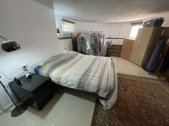 Image No.38-4 Bed Villa for sale