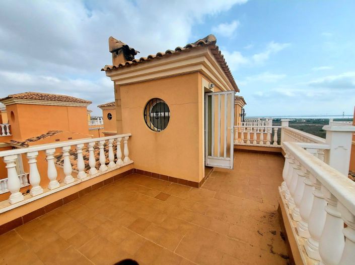 Image No.20-3 Bed Villa for sale