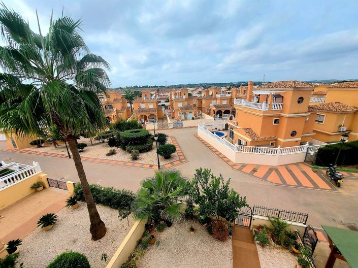 Image No.27-3 Bed Villa for sale