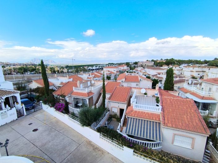 Image No.20-3 Bed Semi-Detached for sale