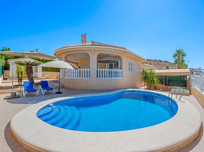 Image No.1-3 Bed Villa for sale