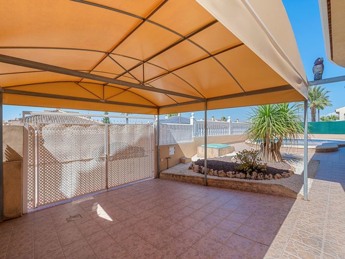 Image No.11-3 Bed Villa for sale