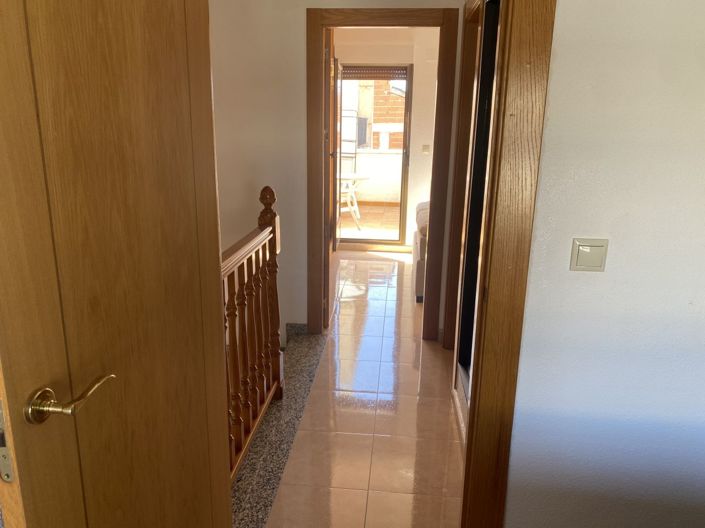 Image No.17-3 Bed Townhouse for sale