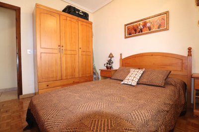 145333bed2wardrobes