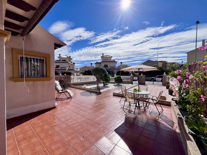 Image No.34-2 Bed Townhouse for sale