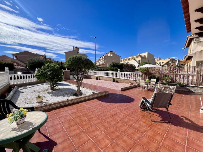 Image No.4-2 Bed Townhouse for sale