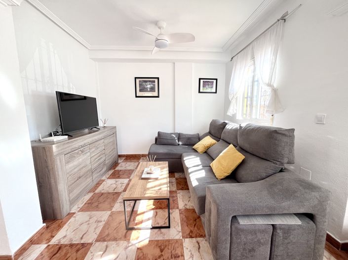 Image No.6-2 Bed Townhouse for sale