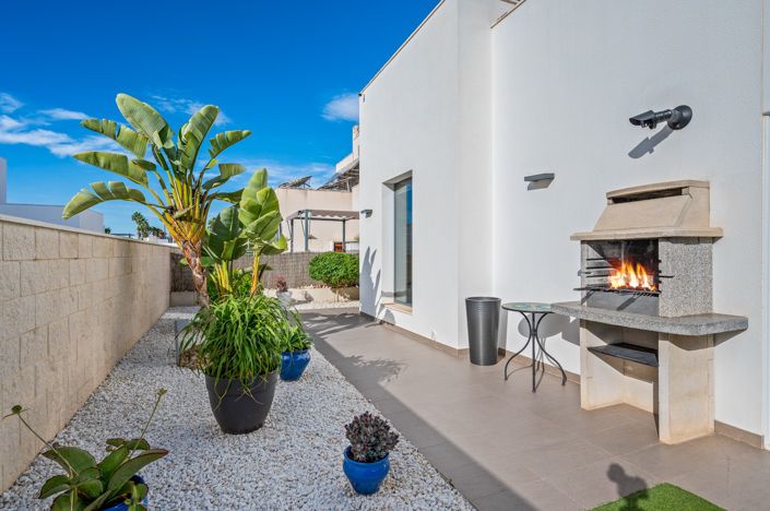 Image No.35-3 Bed Villa for sale